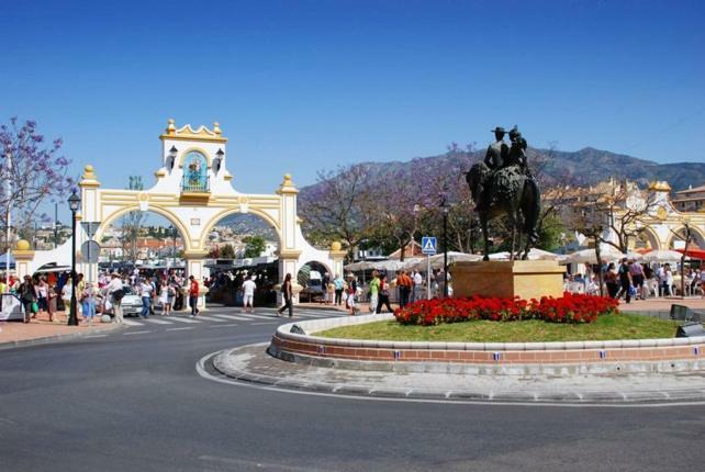 דירות Fuengirola Lux מראה חיצוני תמונה